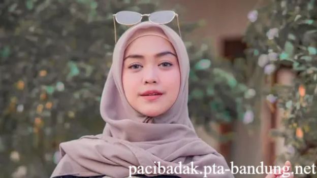 Biografi Ria Ricis: Perjalanan YouTuber Indonesia Terkenal