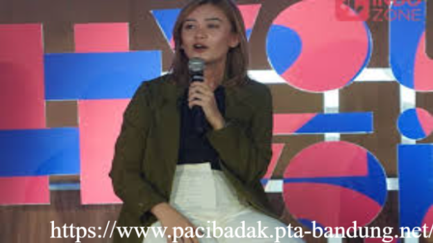 Mengenal Adella Wulandari: Kreator Konten Edukasi